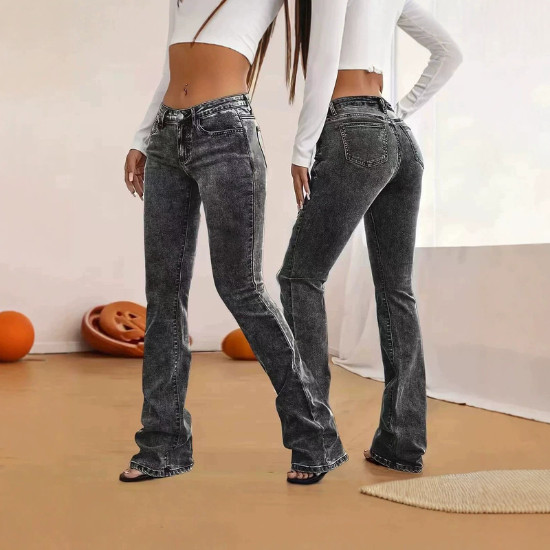 Women's Skinny Flare Jeans - Low-Waist Stretch Jeans with Button Closure and Non-Stretch Legs