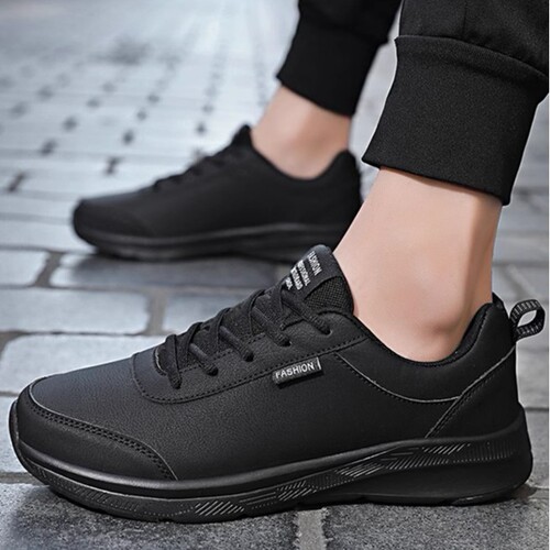 Men's Autumn Leather Surface Sports Shoes, Waterproof and Slip-Resistant Running Shoes for Men, Black Versatile Soft Sole Casual Shoes