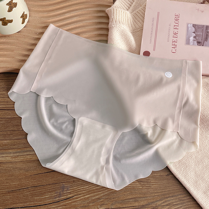 Ropa interior de mujer pantalones cortos triangulares transpirables delgados de verano cabeza sexy transparente pantalones de niña ropa interior antibacteriana sin costuras mujeres