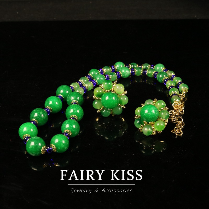 Green fresh geometric universal fashionable elegant necklace