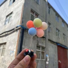 廠家直供創意汽車擺件告白氣球車載裝飾品儀表台小車七彩氣球插件