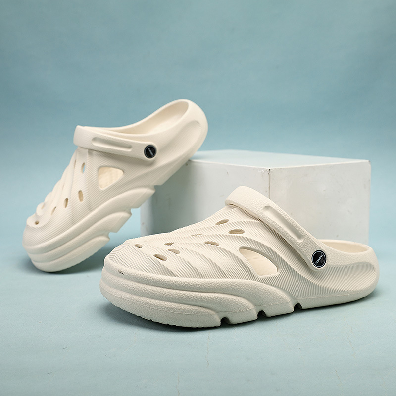 Verano nuevo anti-deslizante de fondo suave zapatos de agujero hombre zapatillas de playa al aire libre EVA zapatillas casuales antideslizantes