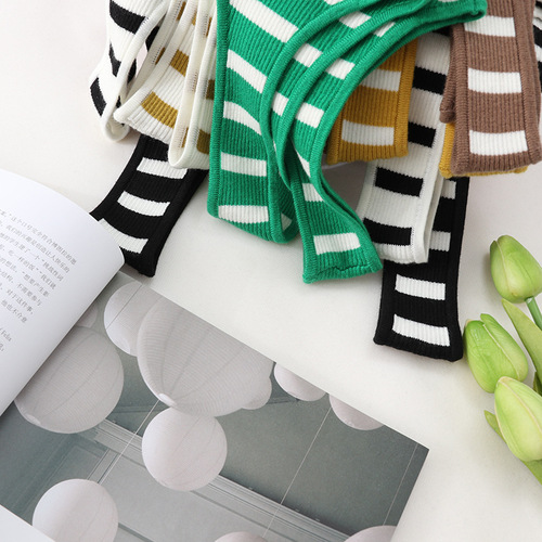 Machine washable, striped contrasting U-shaped collar, new spring and summer knitted suspenders for outer wear, versatile vest with girly feel for all seasons