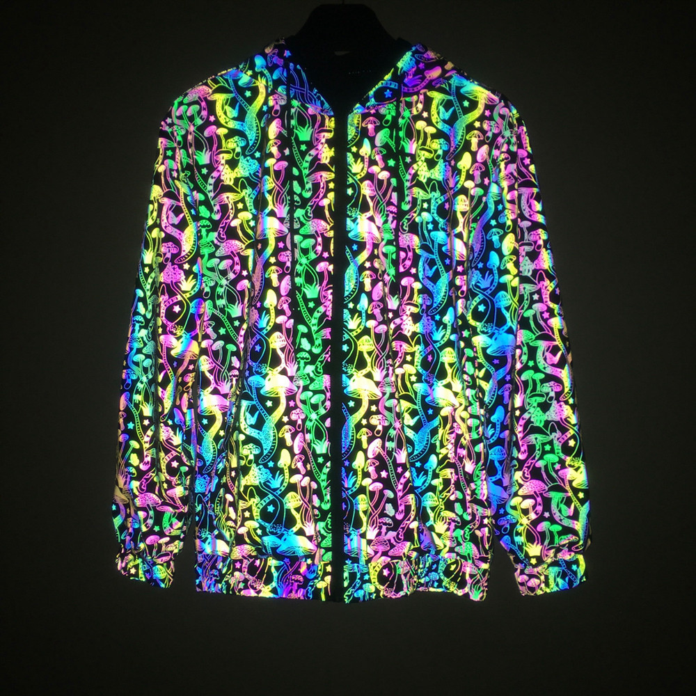 2021 Otoño e Invierno seta colorida chaqueta reflectante europea y americana hombres y mujeres moda chaqueta con capucha ins colorido reflectante top