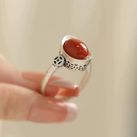 戒指;耳钉;项链