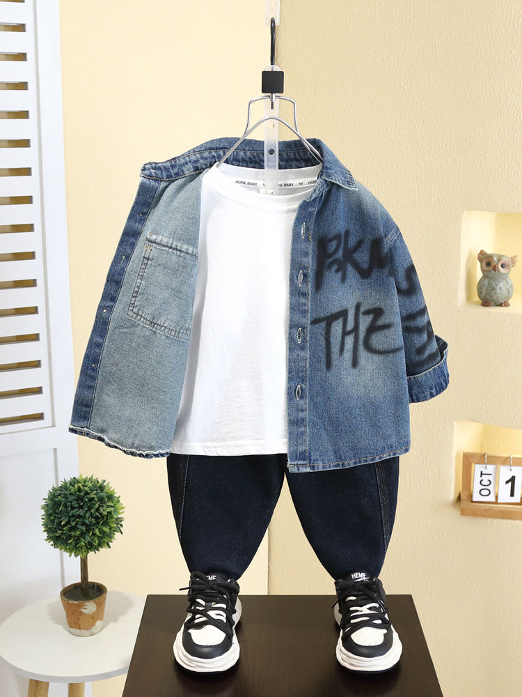 7566 camisa de mezclilla para niños chaqueta delgada primavera 2025 nueva camisa de manga larga para niños primavera y otoño top de moda