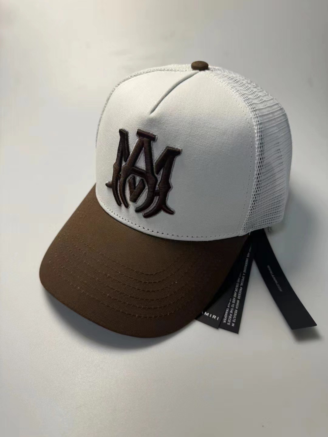 AMIRI estilo de calle para hombres y mujeres con el mismo sombrero de béisbol tendencia de protección solar sombrero de béisbol bordado de verano un cabello