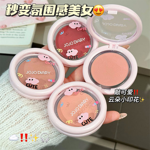 �þ���ӛ노����F���t�����Û�۷�ɫ������Ȼ������ɫ������֬