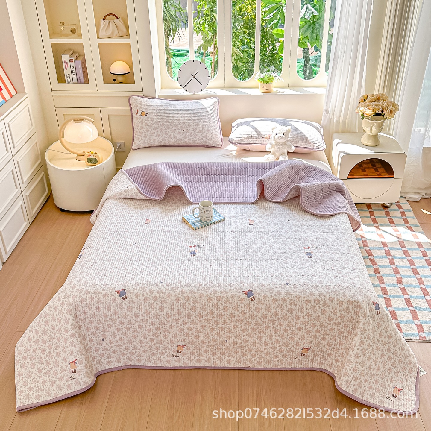 Multifunctional Cotton Baby Velvet Bed Cover, Reversible Autumn and Winter Quilted Anti-Slip Milk Velvet Bed Sheetss, Thickeneded Cotton Bed