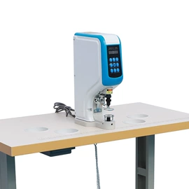 缝纫机;缝中设备;服装机械设备