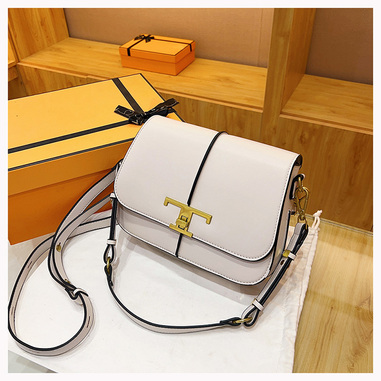 2023 New Fashionable and Minimalist Underarm Casual Western Style Solid Color Saddle Handheld One Shoulder Crossbody Bag_voghion.com