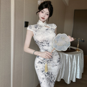 Split cheongsam skirt elegant ink gold silk flower Chinese style slimming dress