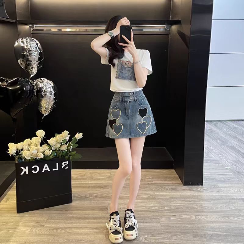 夏季套装女2025新款猫咪短袖T恤小个子高腰a字爱心牛仔半身裙裤女