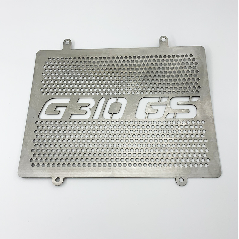 Aplicable a BMW G310GS 17-18 modificado tanque de agua Red de refrigeración cubierta protectora placa protectora