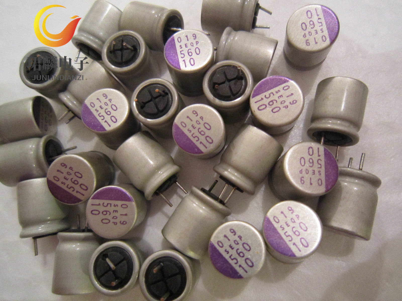10V560UF 10X13 SEQP 三洋主板固态电容 10SEQP560M 短脚 10*12.5