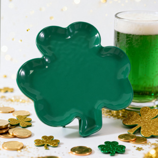 St. Patrick's day���~�ݱP�� �۠��m���}��������Ɍ��b��ܰ��P