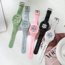 新款马卡龙方形电子手表男女款ins高颜值高中学生款多功能电子表