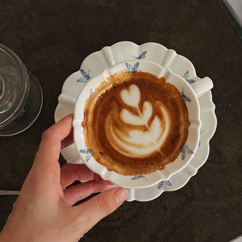 法式复古蝴蝶花陶瓷杯碟咖啡杯碟拿铁拉花杯下午茶杯红茶杯甜品盘|undefined