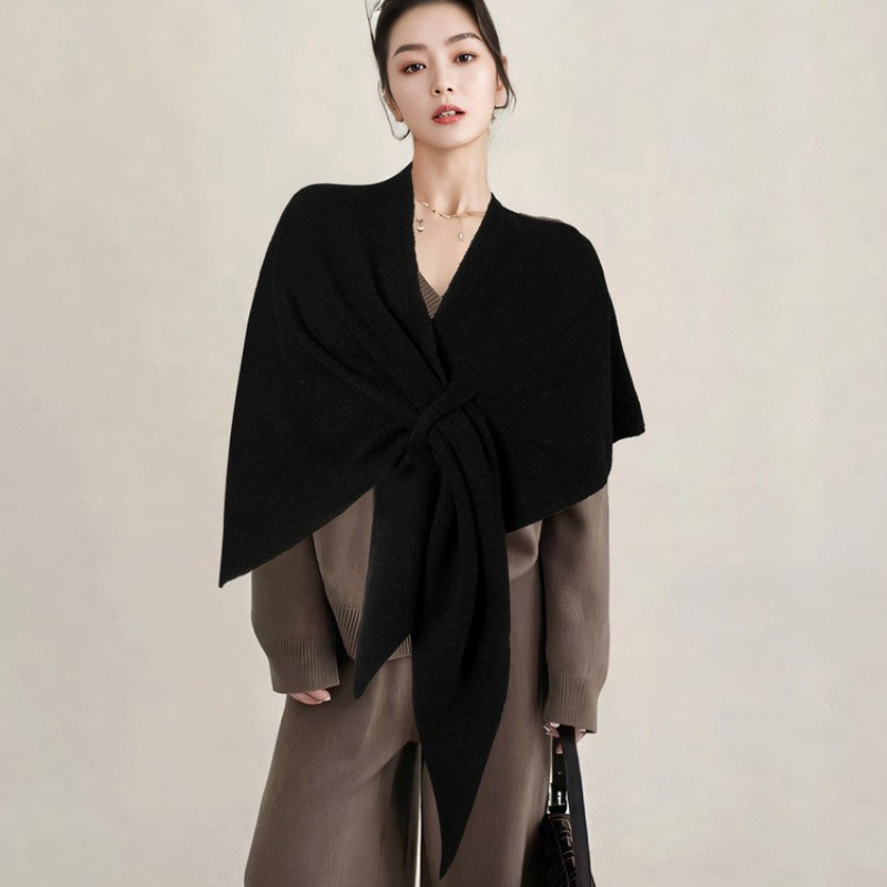 Autumn and Winter Women's Outer Triangle Scarf with Wool Shawl Cloak High-End Shawl Blanket Small Waistcoat Cloak