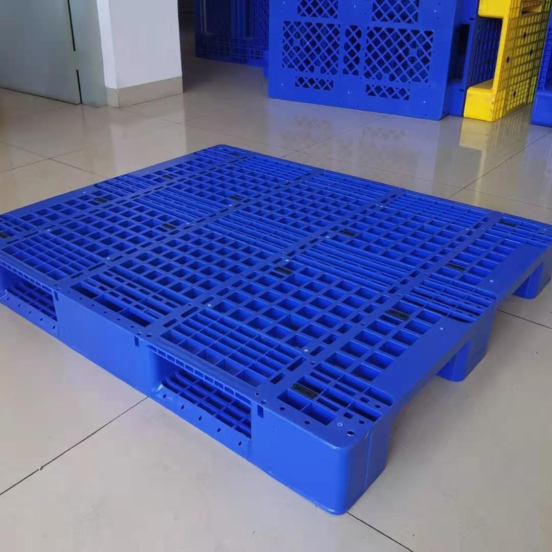 供应塑料托盘尺寸1300*1100*155mm 网格川字