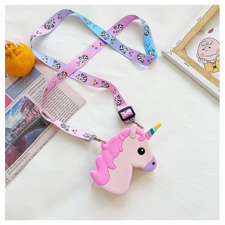 Mini Enfants Sacs  Été Nouveau Dessin Animé De Silicone Sac Garçons Et Filles Princesse Accessoires Porte-monnaie Messenger Sac display picture 17