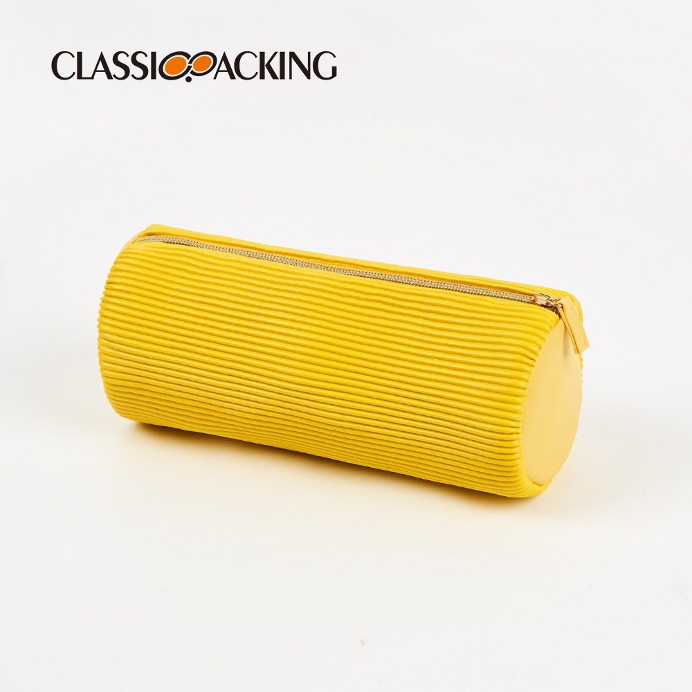 Bolsa de almacenamiento al por mayor de primavera 2025 Bolsa de almacenamiento de herramientas de belleza fresca pequeña japonesa Bolsa de cosméticos con diseño de Pu plisado