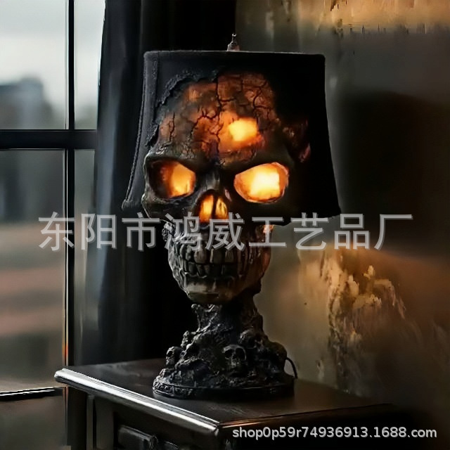 Cross-Border New Product Halloween Skull Light Skull Light Garden Light Resin Ghost Festival Garden Decoration Crafts