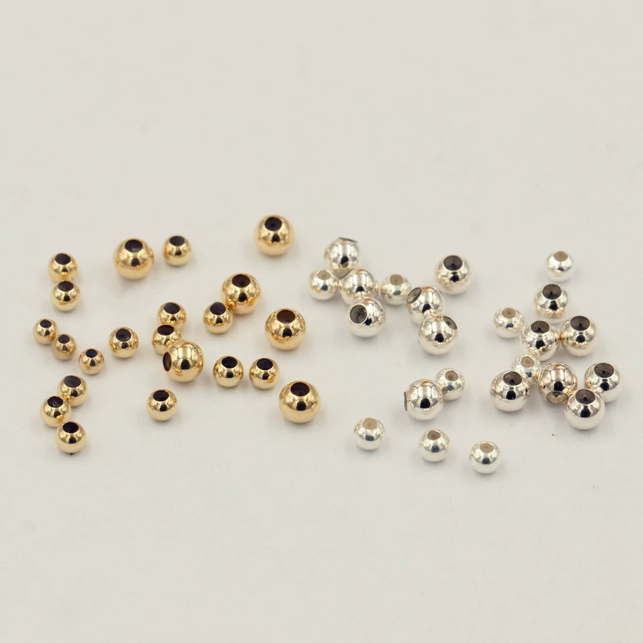 Golden adjustable round beads, silicone accessories, USA, 14 carat, geolocation function