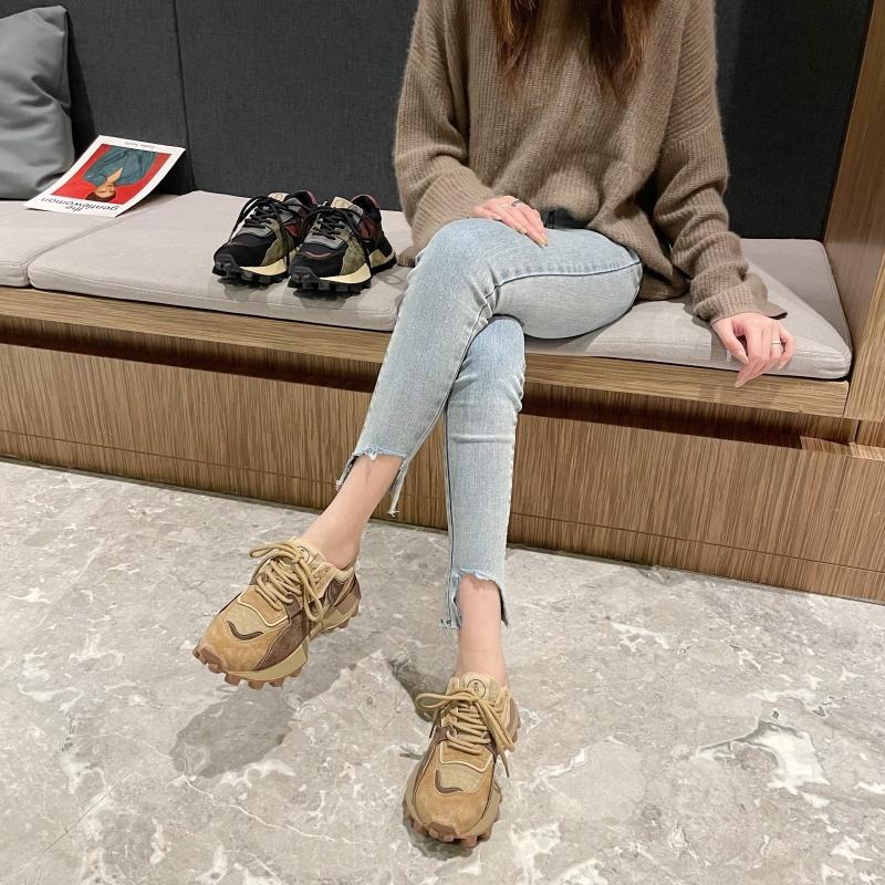 Casual Dad Shoes For Women And Men With Thick Sole For Running_voghion.com