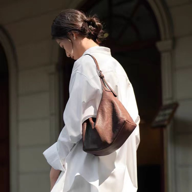 Qiu zhenzhi neumáticos bronceados, piel de vaca, tamaño pequeño, axila clásica bolsa de hobo, piel casual, hombro único, bolsa de cercanías, albóndigas, mujer