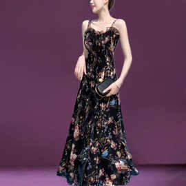 碎花吊带礼服裙子新款2025年平时可穿女裙宴会气质长款高贵连衣裙