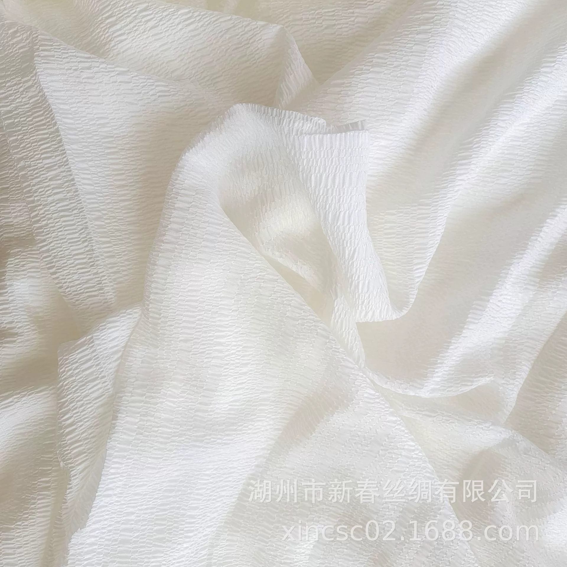 Silk elastic cloth