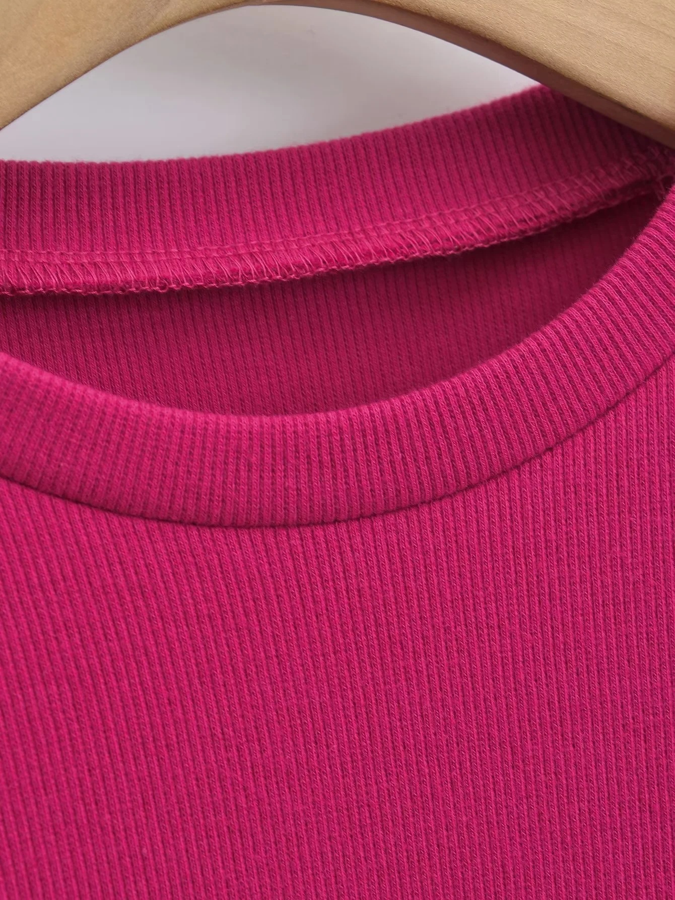 Stickad damtopp med lång ärm och fiskbensmönster slim fit_voghion.com