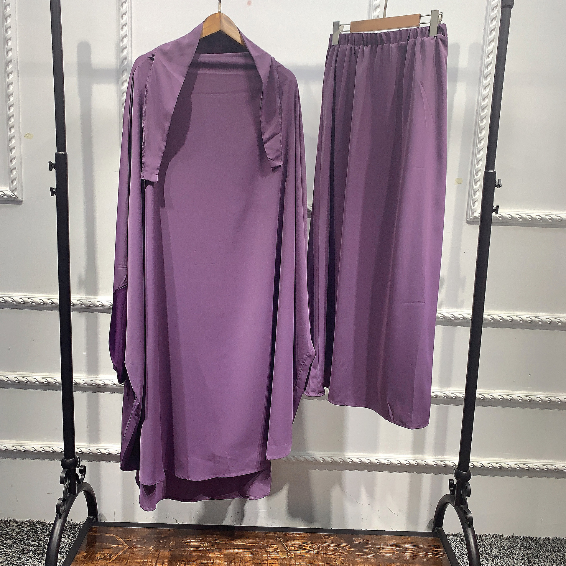 Conjunto de dos piezas Loriya 2022, top de color sólido con dobladillo amplio + falda, LR423