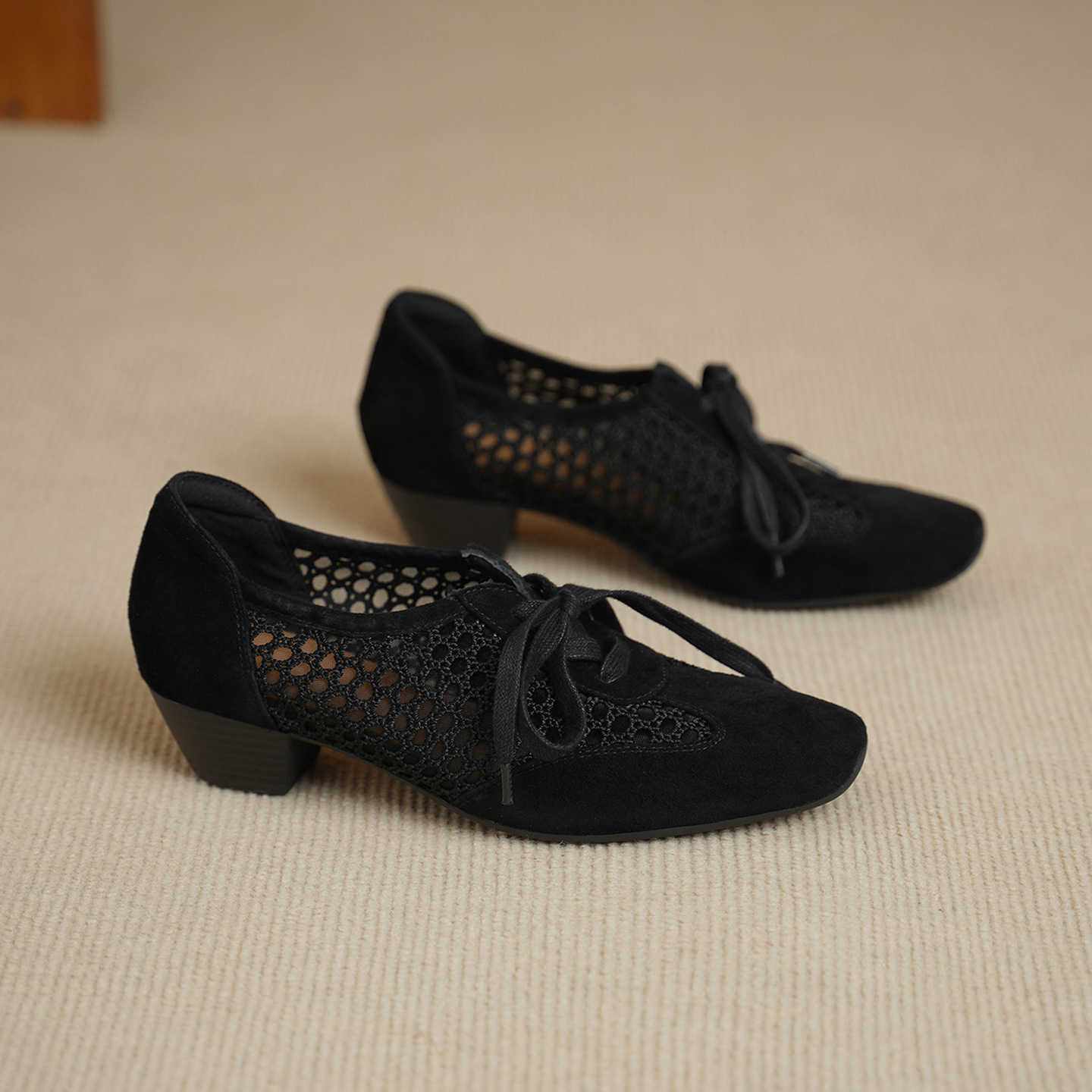 Giày sandal cao gót nữ hở mũi phối lưới, gót 4 cm, phong cách vintage — đen