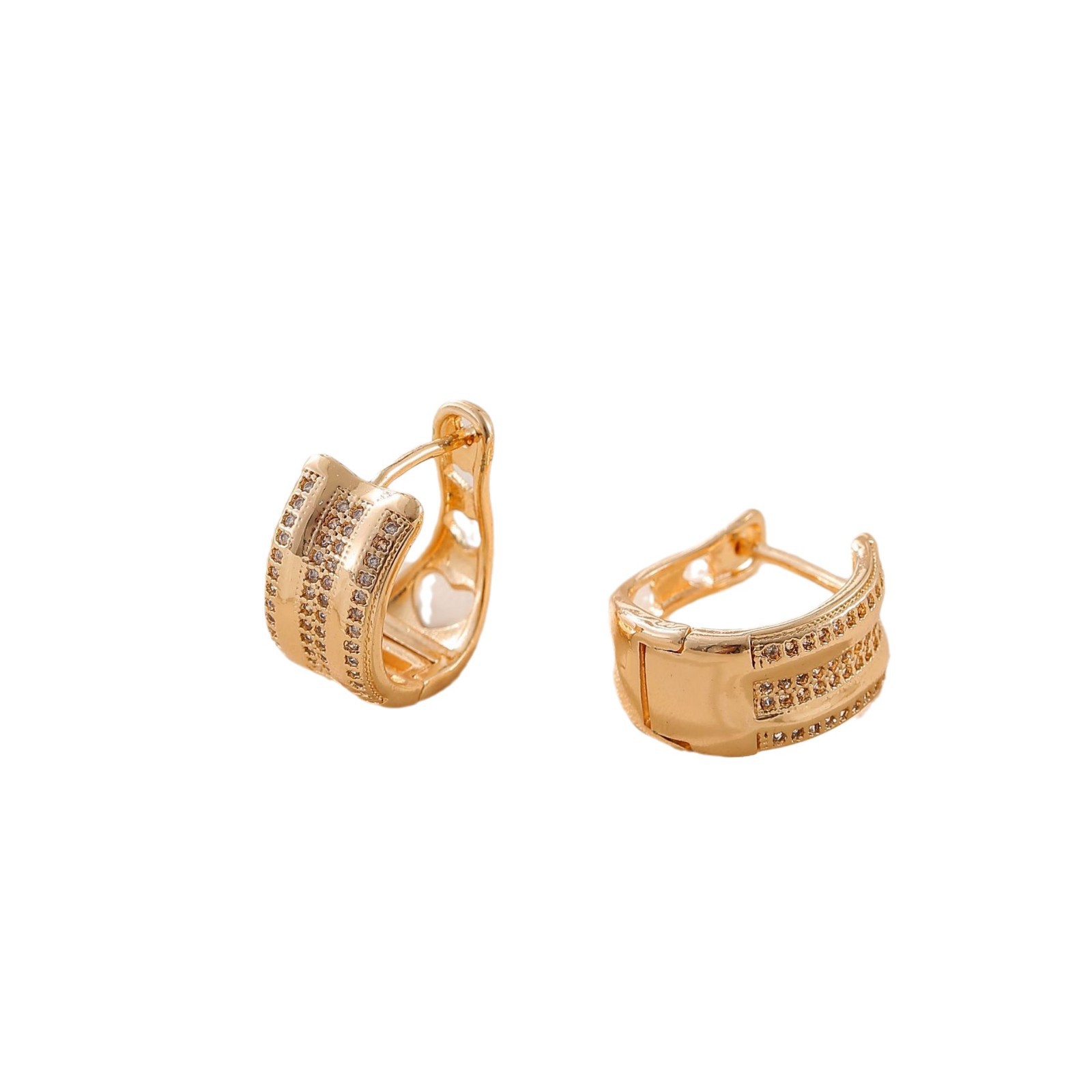 Aretes de moda de Amazon transfronterizos de diseño único, simple y lujoso, pernos retro de alta calidad, micro incrustados con zirconio