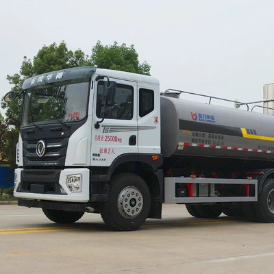 New Huashen T5 Sprinkler Truck 12 Squares Landscaping Sprinkler Truck Construction Site Engineering Sprinkler Truck Spray (Suvarma maşınları)