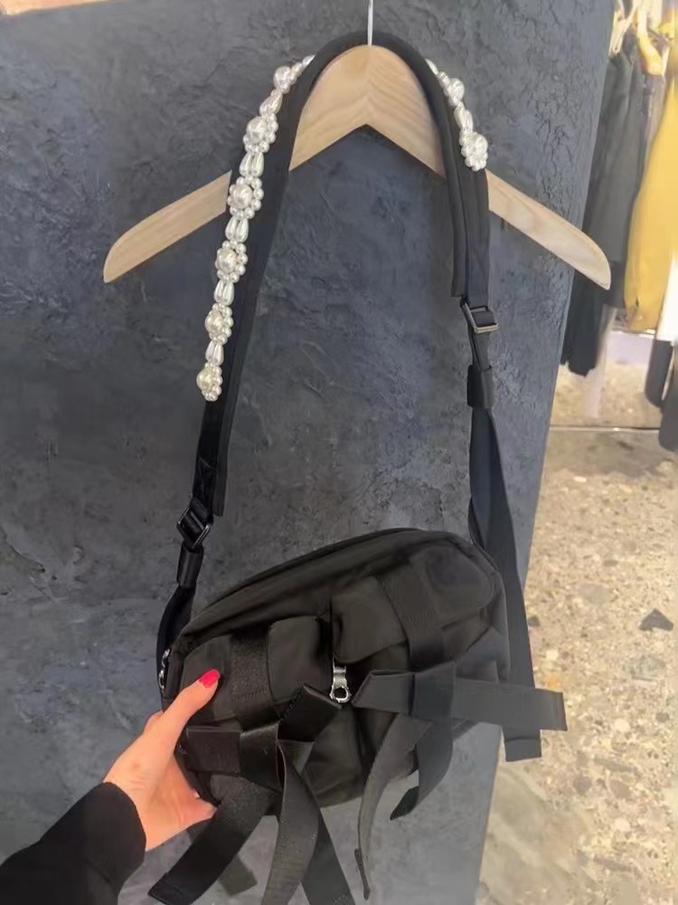 2023 Herbst Neue Casual Trendy Cool Süße Jubilee Würzig Mädchen Perle Bogen Einzigen Kreuz Schulter Tasche Multi Tasche Weibliche_voghion.com