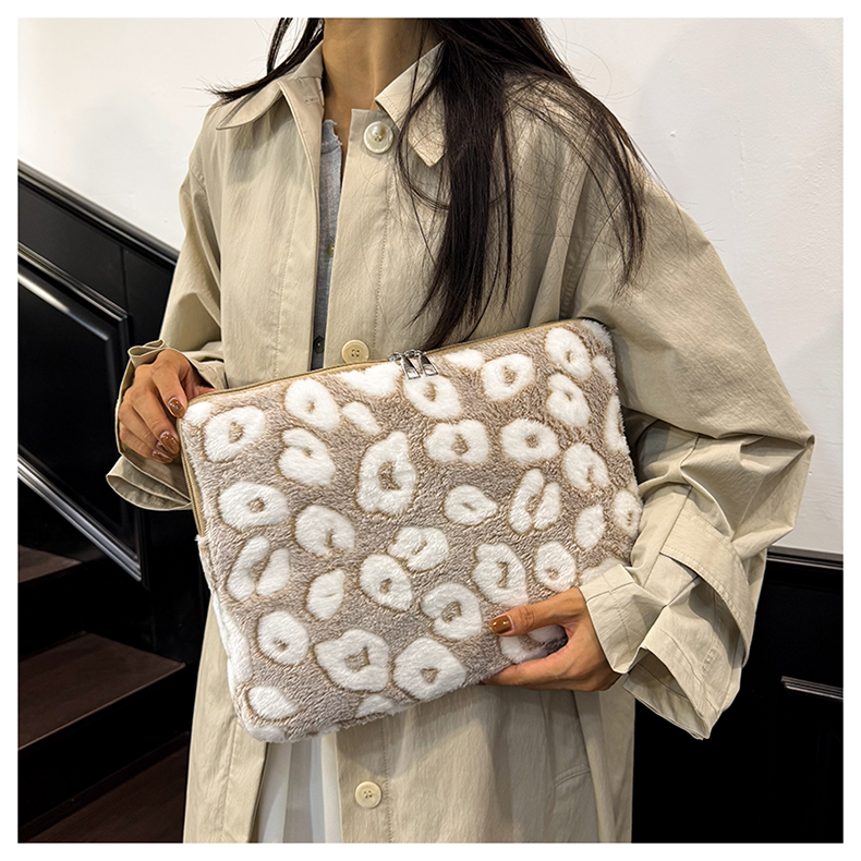 Plush Leopard Laptop and Tablet Storage Bag