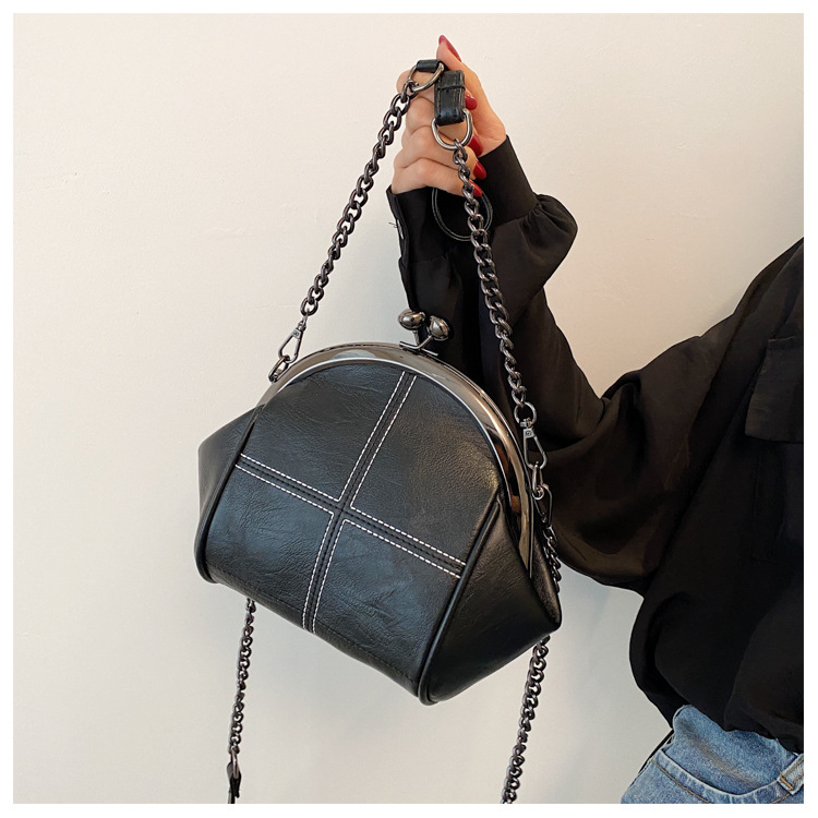 New Solid Color Simple Shell Bag Large Capacity Handheld Zero Wallet Fashion Chain Diagonal Cross Shoulder Phone Bag_voghion.com