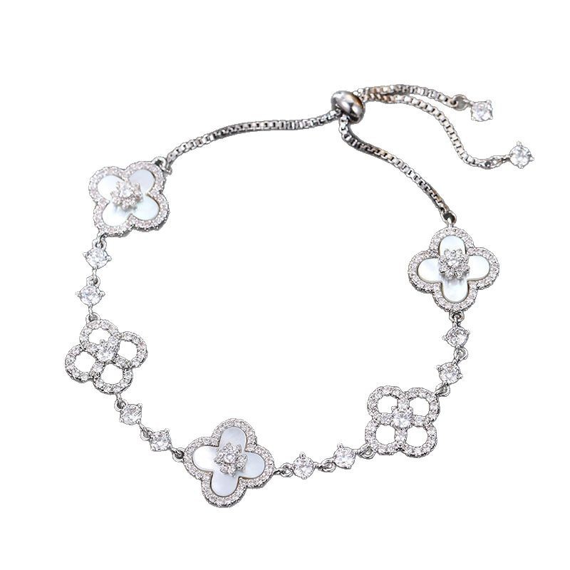 ライトラグジュアリーチェリーブロッサムピンク模造貝四つ葉フラワーブレスレットガールズクローバーブレスレットライトラグジュアリーニッチブレスレット絶妙なブレスレット