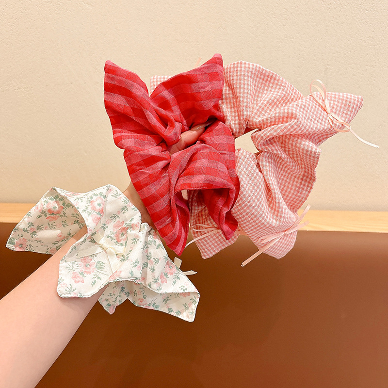 Mori dulce toallas cuadradas anillo de cabello primavera y verano arco de color cuerda de cabeza de flores trituradas mujeres 2025 nueva cuerda de cabello intestino grande