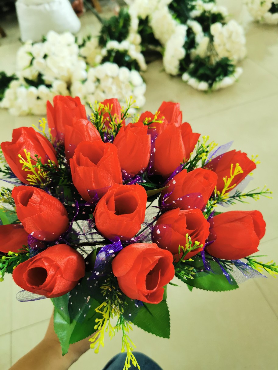 18 botellas de vino de mano con botellas de vino Qingming flores de seda flores hechas a mano brazalete de corazón rojo de boda image 4