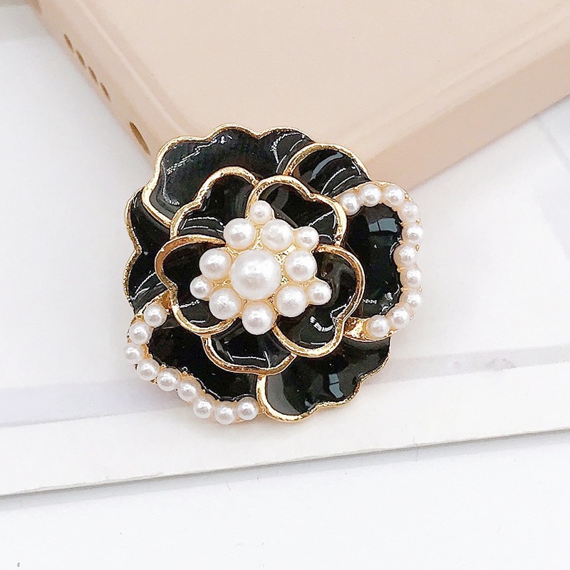 Nuevo diamante completo cinco pétalos flor gota diagonal flor aceite copo de nieve DIY accesorios de joyería teléfono móvil Shell rhinestone material al por mayor