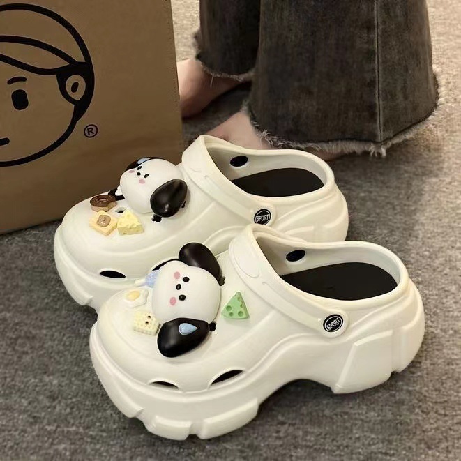 洞洞鞋女夏季高跟可爱卡通配饰网红女孩厚底外穿防滑包头凉拖鞋女