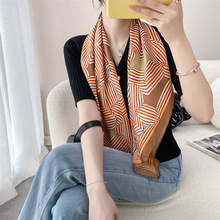 创意拼接条纹围巾春夏季薄款时髦涤纶小方巾秋冬装饰职业围巾