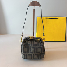 2025¿TϻбӰW͹朱㮔μС