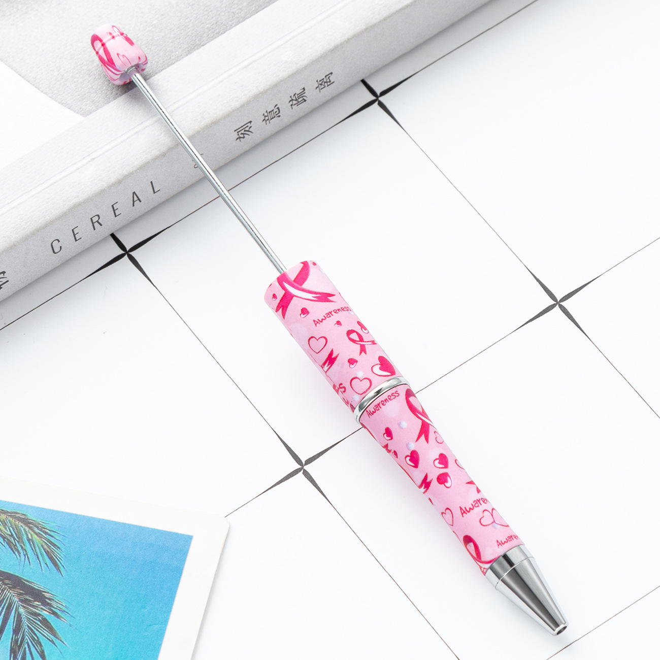 Pluma de cuentas de plástico bricolaje creativo hecho a mano estampado de leopardo pluma floral de cuentas de vaca impresión al por mayor nueva pluma de cuentas de plástico