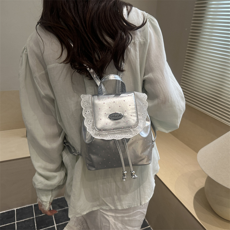 2026 verano nueva mochila de encaje de dama dulce coreana punto de onda ocio retro mochila pequeña