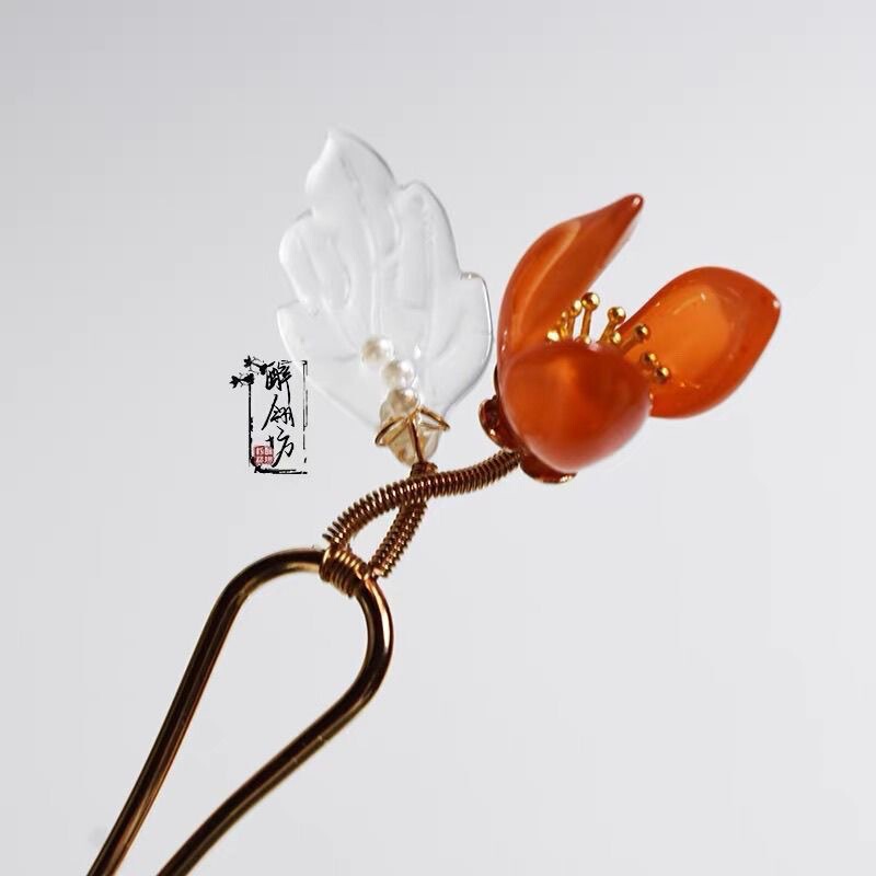 One Flower, One World, New Chinese Style Simple Hairpin, Ancient Style Han Dynasty Headdress, Red Flower Simple Cheongsam Small Hairpin, U-Shaped Hairpin
